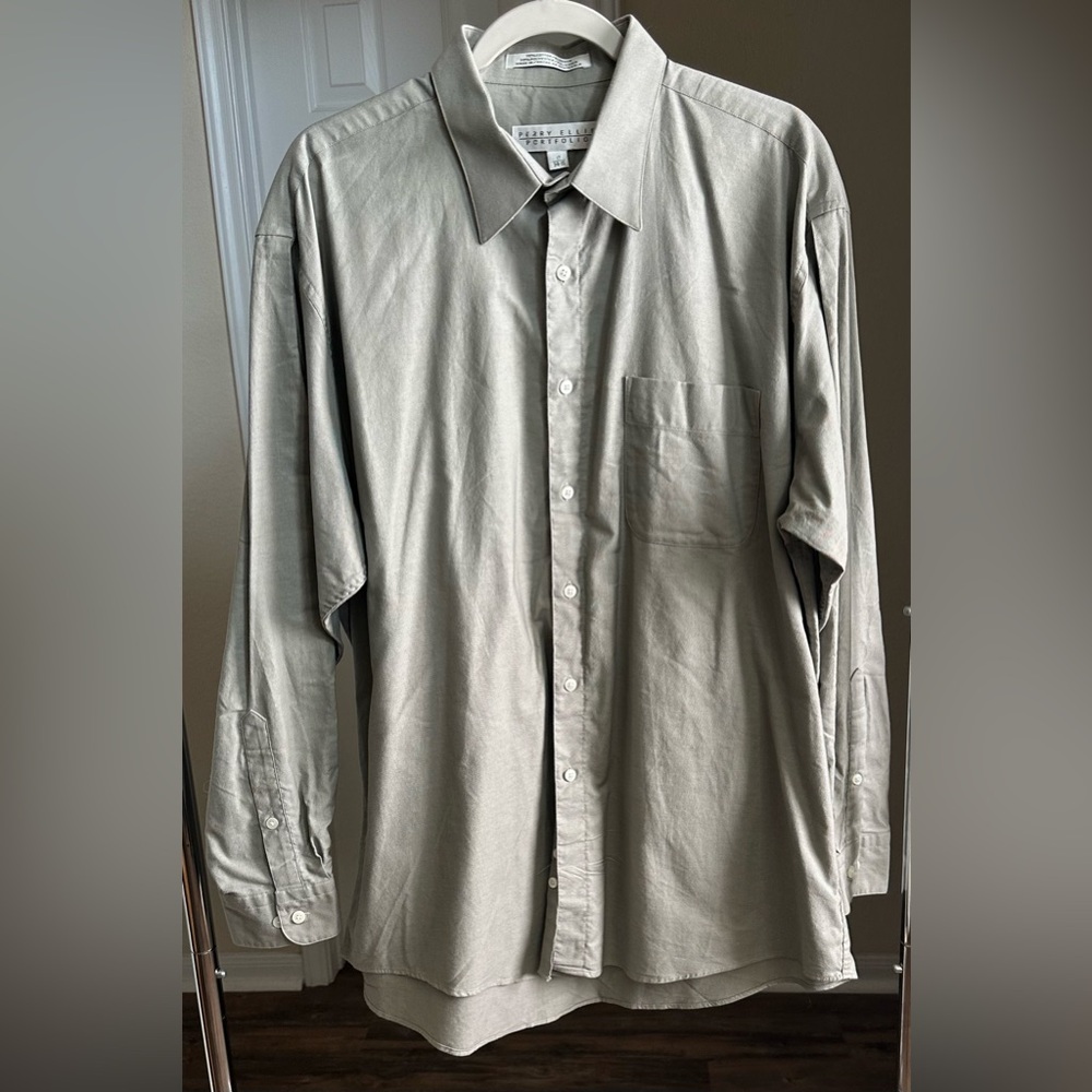Perry Ellis Button Up Shirt
